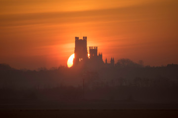 Obraz premium Dawn over Ely, 21st March 2018