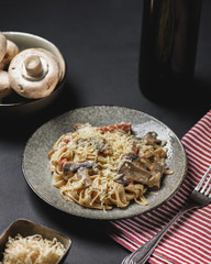 fettuccine pasta with mushrooms