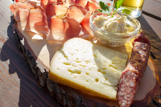 Speck salami and cheese with horseradish sauce