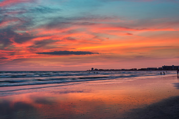 Fototapeta na wymiar Sunset at Siesta Key beach, Gulf Mexico, Florida, USA