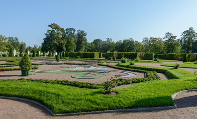 Lower garden. House of paintings. The palace and park ensemble Oranienbaum was founded by A. Menshikov. The Great Menshikov Palace is the largest ensemble of Peter the Great Baroque. 