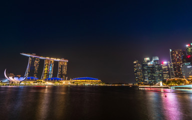 Fototapeta na wymiar シンガポール　マリーナ・ベイ　夜景