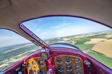 Cockpit avion ancien