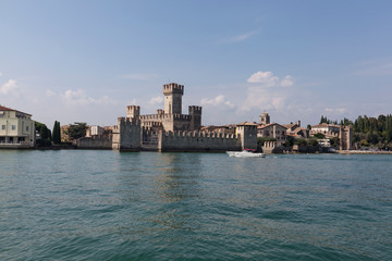 Naklejka premium Крепость Скалигеров в Сирмионе