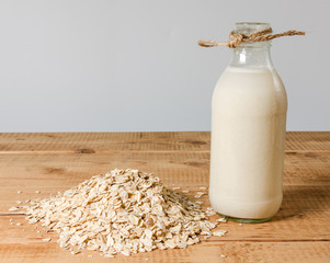 vegan milk and oatmeal