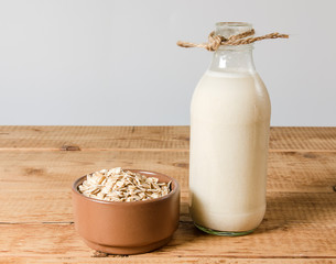 vegan milk and oatmeal