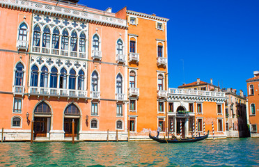 houses on the Grand Canal in Venice