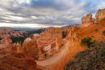 Golden Hour over Thor's Hammer & the Navajo Loop Trail