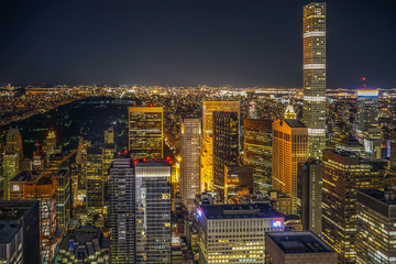 432パーク・アベニューとマンハッタンの夜景