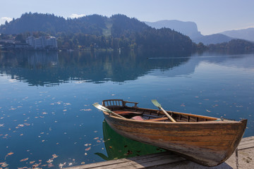 Obraz premium Old boat by lake Bled, Slovenia