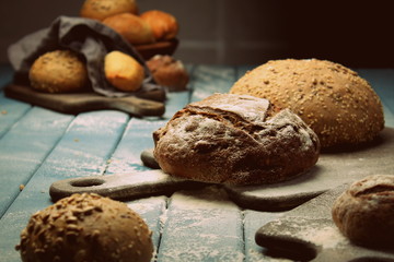 bread with poppy seeds