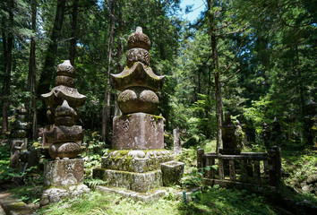 Fototapeta na wymiar Okunoin cemetery in Kōya-san, Japan