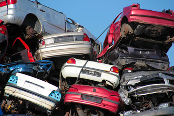  Waste products are recycled during recycling (waste recycling)Or their starting materials are converted into secondary raw materials.