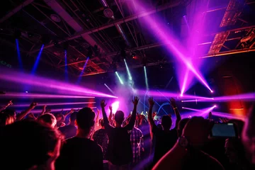 Foto op Plexiglas people dancing in the nightclub © glazok