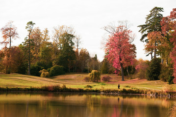 Fototapeta na wymiar Parc du Hameau de la Reine à Versailles