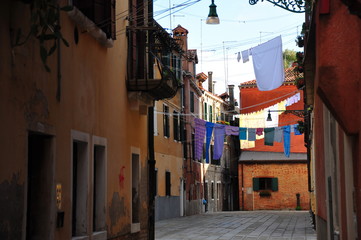 Fototapeta na wymiar Venice hidden streets