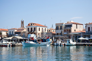 Fototapeta na wymiar Battelli di pescatori in Grecia.