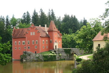 Fototapeta na wymiar Castle Cervena Lhota, Czech republic 