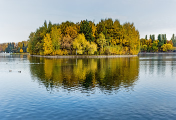 Fototapeta na wymiar Izmailovo Park. Autumn, Moscow.