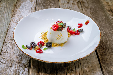 Panna cotta with fresh berries