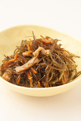 切り昆布の煮物