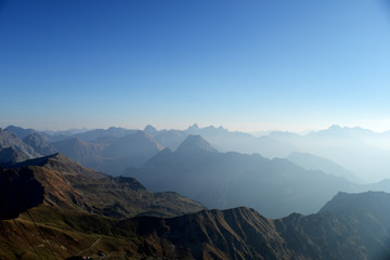 Fototapeta na wymiar Allgäuer Alpen - Blick vom Nebelhorn 