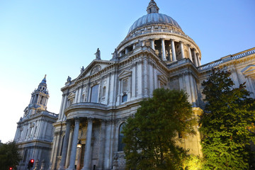 Fototapeta na wymiar night scene of Saint Paul's Cathedral London city United Kingdom
