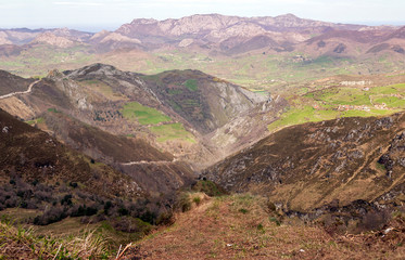 Fototapeta na wymiar Mountains of Asturias in Spain