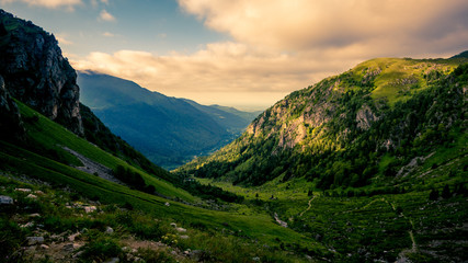 Obraz premium le Lhécou vallée