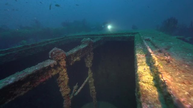 Wrack Maschinenraum 84