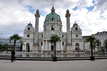 Fototapeta na wymiar old church and city Vienna, Austria, Europe