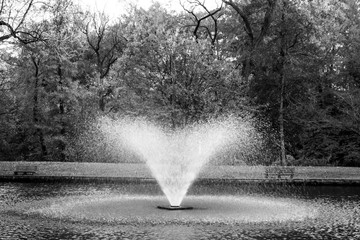 Colorless fountain 
