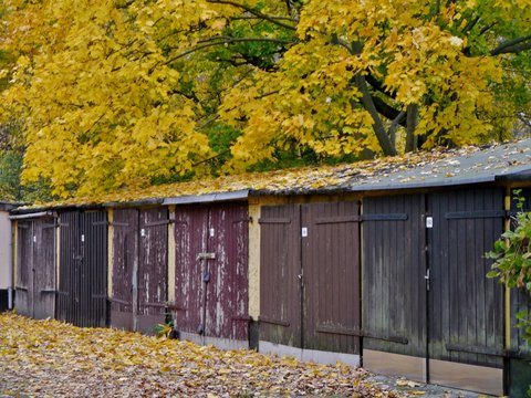 Alte DDR-Garagen am Schlosspark Biesdorf
