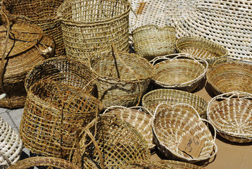 Cestas hechas artesanalmente en la isla de Chiloé, Chile