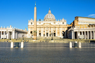 Fototapeta na wymiar Saint Peters Basilica in Vatican