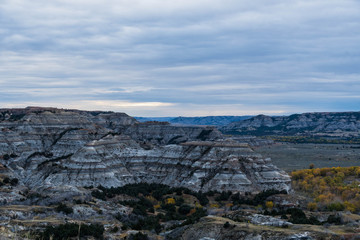 Fototapeta na wymiar Rugged Landscapes of Theodore Roosevelt National Park in Autumn 