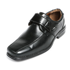 Men's leather fashion shoes isolated on white background