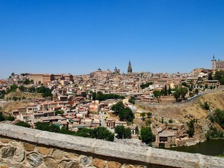 Fototapeta na wymiar Toledo the hole city, a very natural picture with free space (Spain)