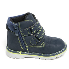 Demi season kid's shoe on white