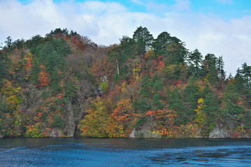 十和田湖の紅葉（日本）