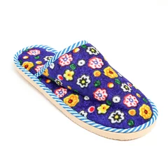Türaufkleber Women's cool slippers for home isolated on white background. © GreenStock