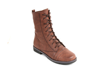 Man's demi-season leather shoes isolated on wthite.