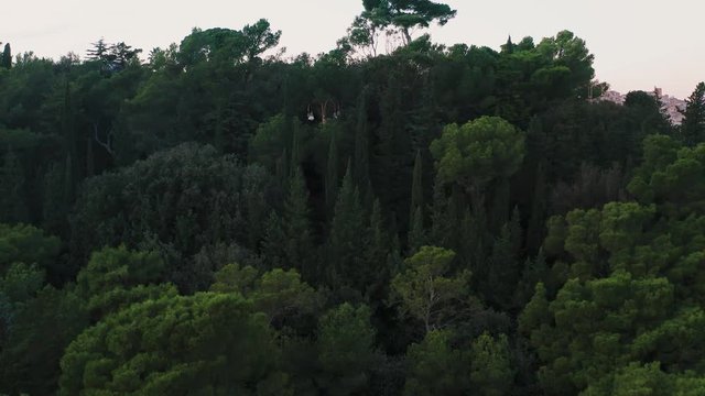 Vista aerea della citt&agrave; di Caltagirone e della villa comunale Vittorio Emanuele Secondo