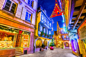 Fototapeta na wymiar Colmar - Christmas city in Alsace, France
