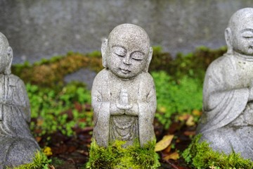 Fototapeta na wymiar 日本の寺の古い仏像