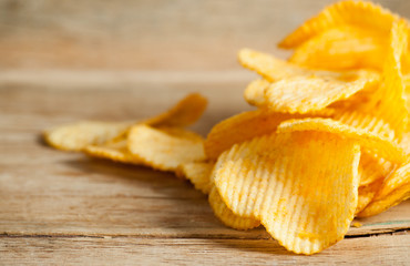 Crispy potato chips