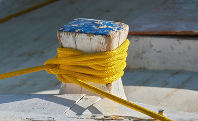 Festgemacht, moored, mooring.18146.jpg