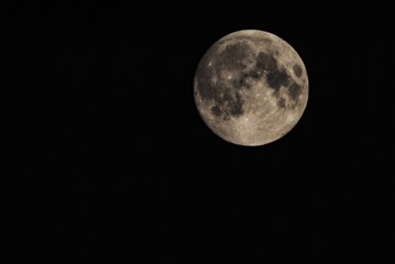 astronomical,astronomy,background,black,body,bright,celestial,close-up,closeup,crater,craters of the moon,dark,detail,earth,earths,full,grey,half,isolated,light,luna,lunar,moon,moonlight,natural,natur