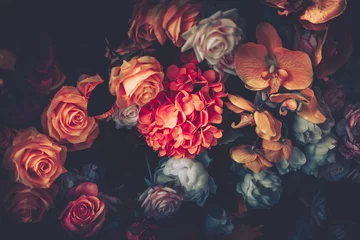 Foto auf Acrylglas Bestsellern Blumen und Pflanzen Künstliche Blumenwand für Hintergrund im Vintage-Stil