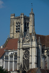 Fototapeta na wymiar Auxerre, cathédrale saint-étienne